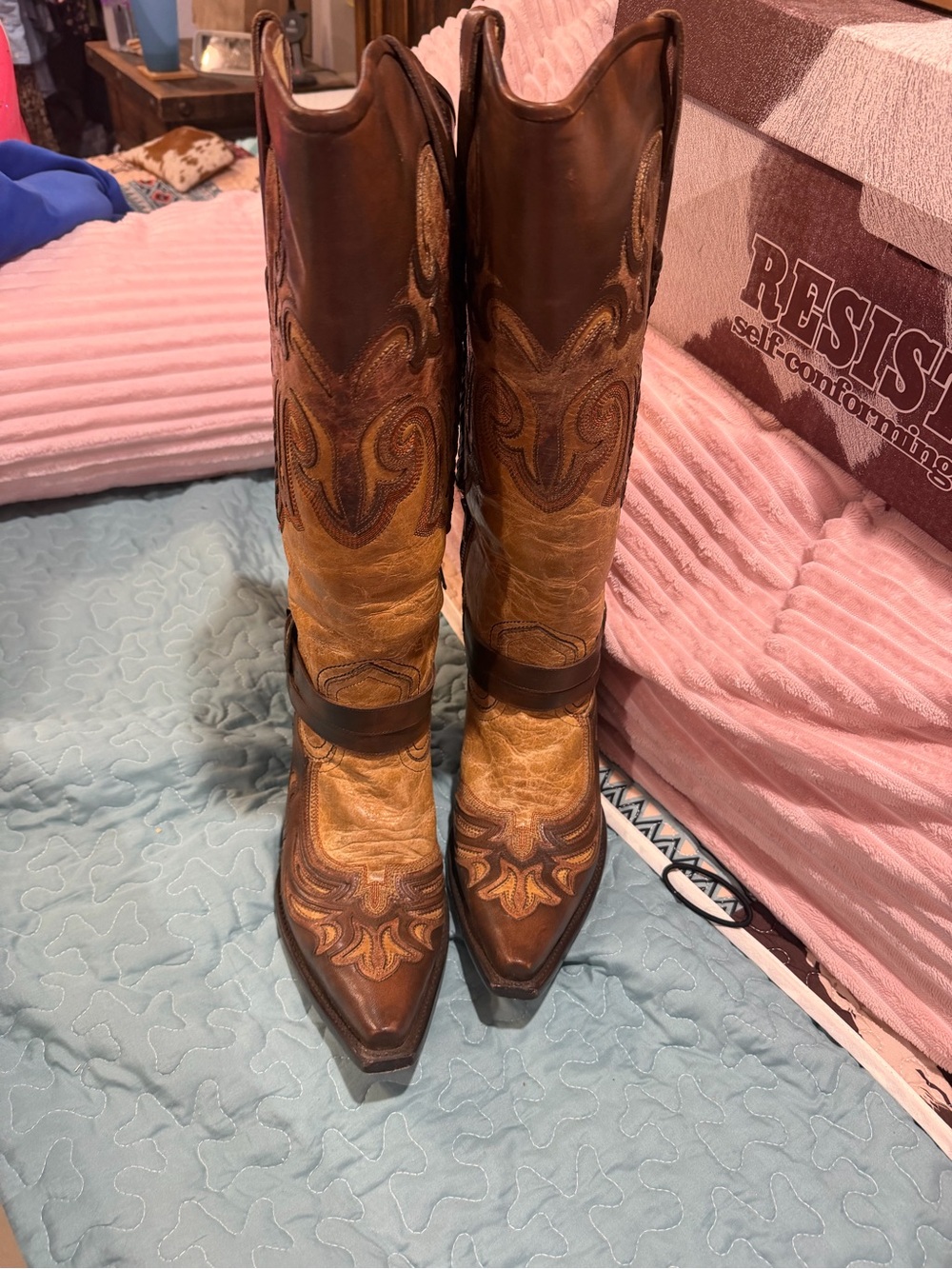 Cognac-Brown Harness & Studs Western Boot - Size 10 - Picture 3 of 6